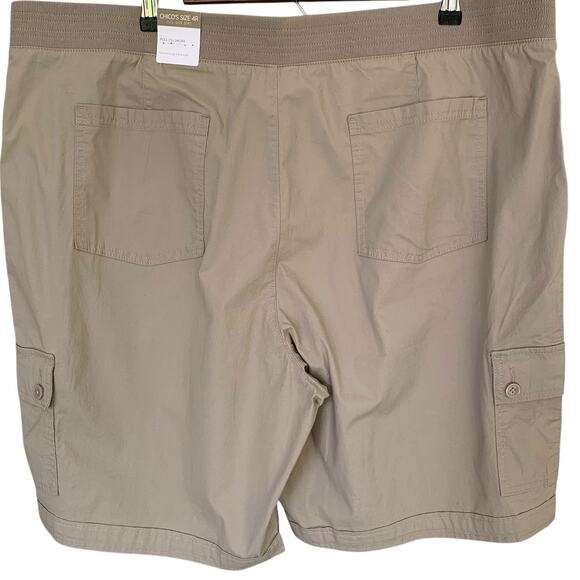 Chico's Shorts Women's Size 4 (20) Pull-On Cargo Beach Everyday Pale Taupe NWT - Picture 2 of 8